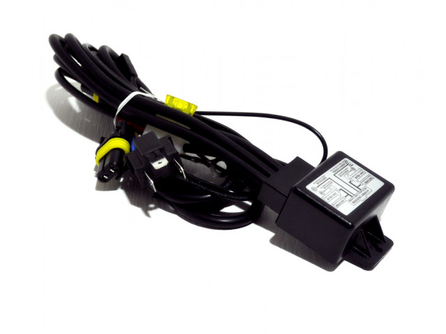 Комплект проводки на BI-XENON H4  H/L CABLE с реле и предохранителем